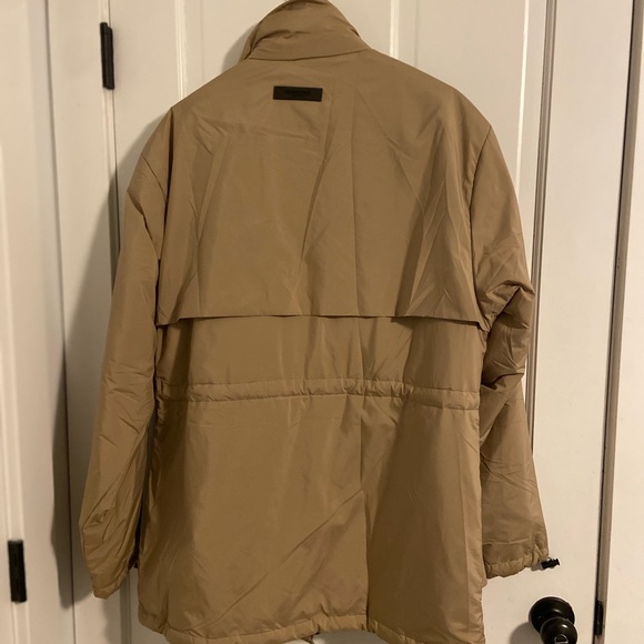 Essentials Winter Jacket 🥶🔥🔥 - Picture 5 of 5